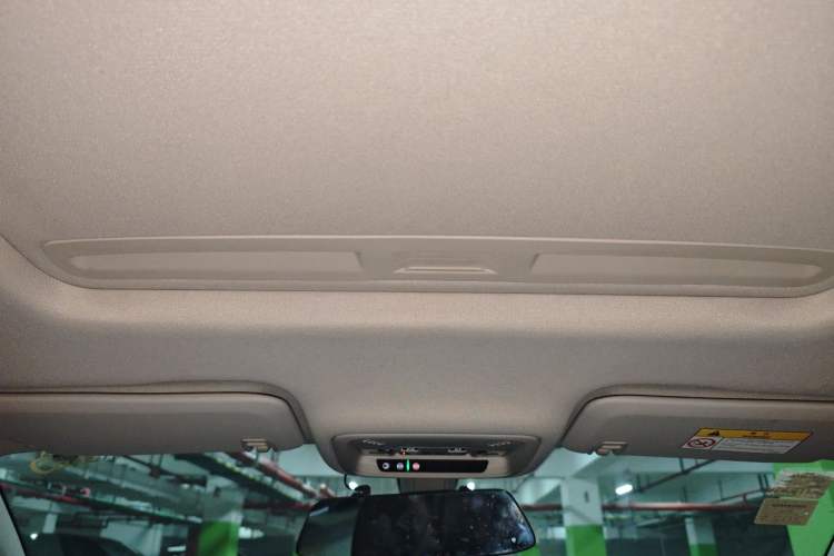 Used Buick Regal 2019 20T Elite Version China V Standard Headliner