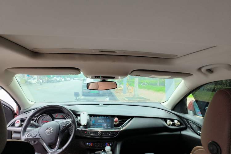 Used Buick Regal 2019 20T Elite Version China VI Standard Headliner