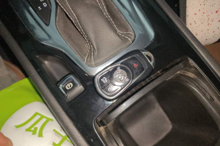 Used Buick Regal 2019 20T Elite Version China V Standard Interior 1