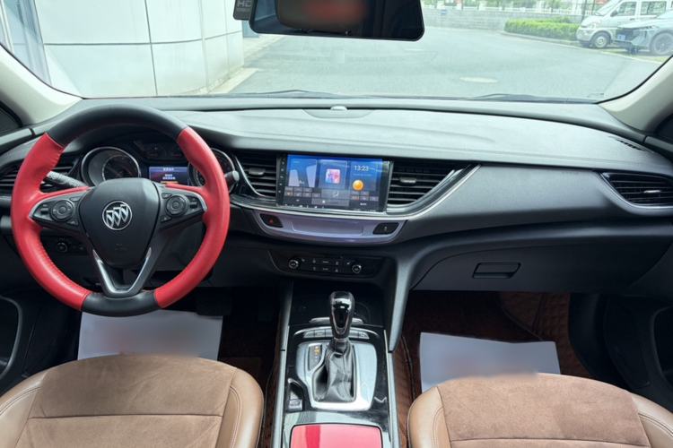 Used Buick Regal 2019 20T Elite Version China VI Standard Interior 1
