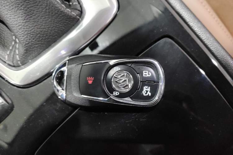 Used Buick Regal 2019 20T Elite Version China V Standard Interior 1