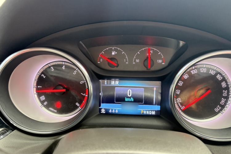 Used Buick Regal 2019 20T Elite Version China VI Standard Interior 4