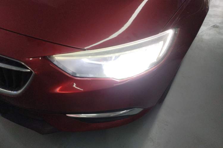 Used Buick Regal 2019 20T Elite Version China VI Standard Left Front Headlight