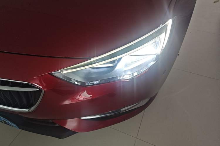 Used Buick Regal 2019 20T Elite Version China VI Standard Left Front Headlight