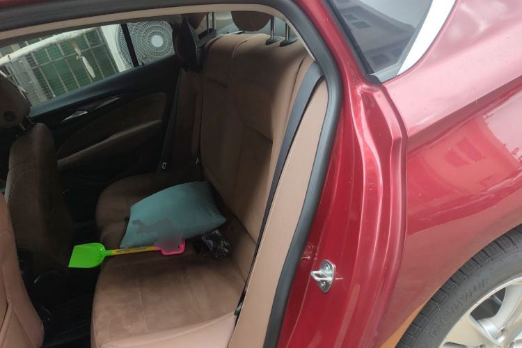 Used Buick Regal 2019 20T Elite Version China V Standard Left Rear Seat