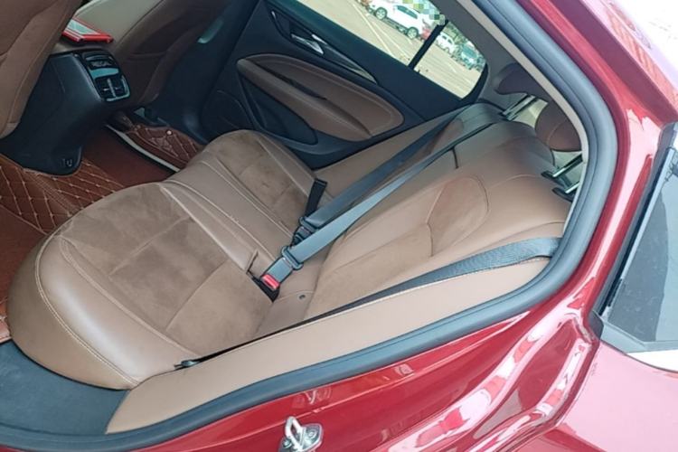 Used Buick Regal 2019 20T Elite Version China VI Standard Left Rear Seat