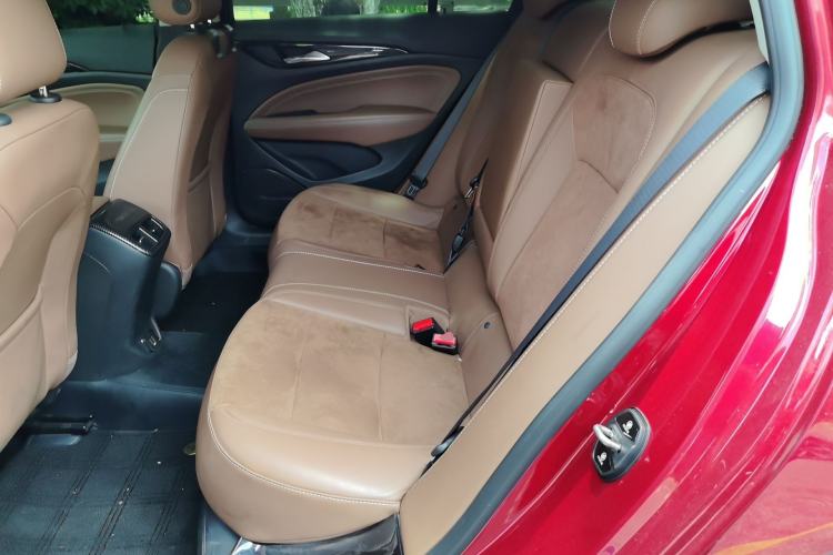 Used Buick Regal 2019 20T Elite Version China V Standard Left Rear Seat
