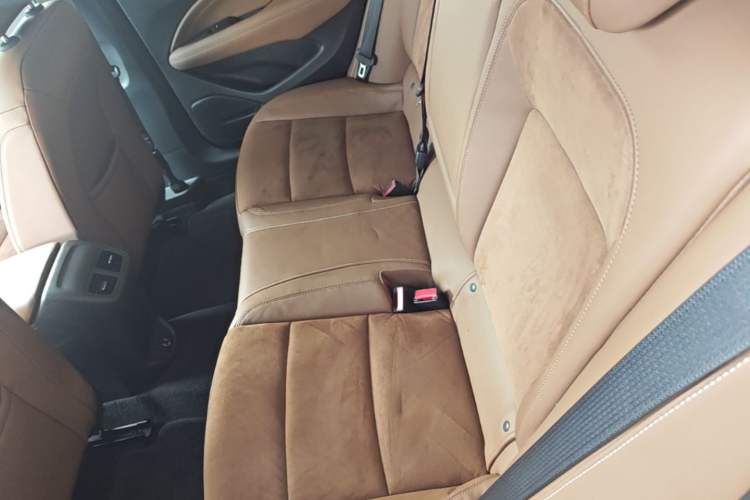 Used Buick Regal 2019 20T Elite Version China VI Standard Left Rear Seat