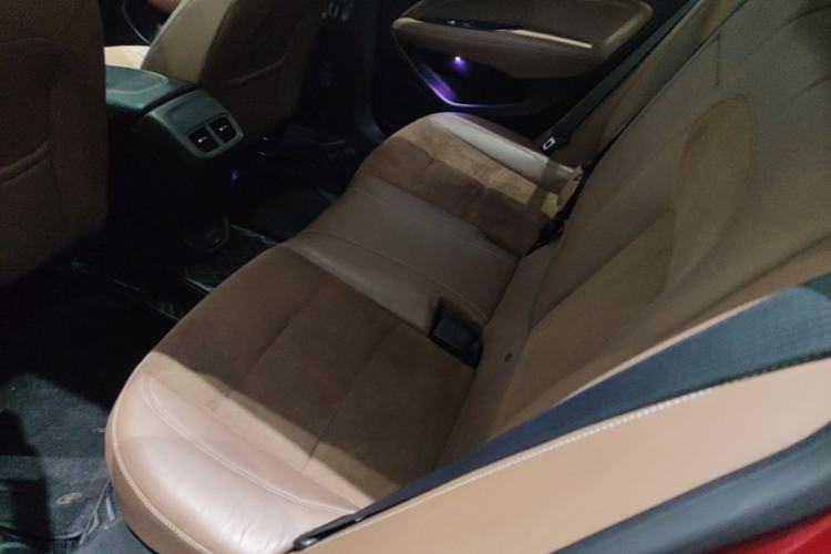 Used Buick Regal 2019 20T Luxury Model China VI Standard Left Rear Seat