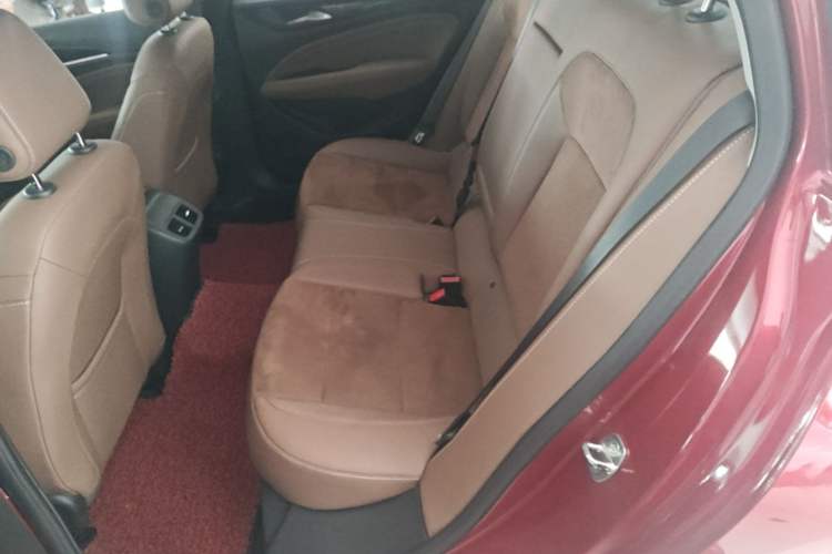 Used Buick Regal 2019 20T Elite Version China VI Standard Left Rear Seat