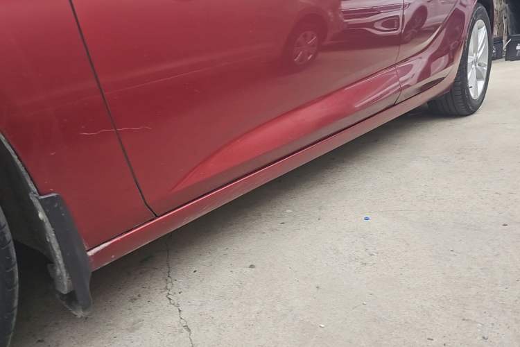Used Buick Regal 2019 20T Elite Version China VI Standard Left Side Sill