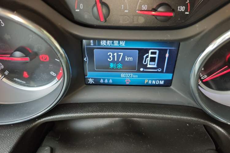 Used Buick Regal 2019 20T Elite Version China VI Standard Odometer Close Up