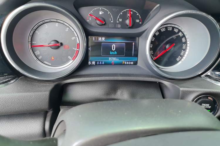 Used Buick Regal 2019 20T Elite Version China V Standard Odometer Close Up