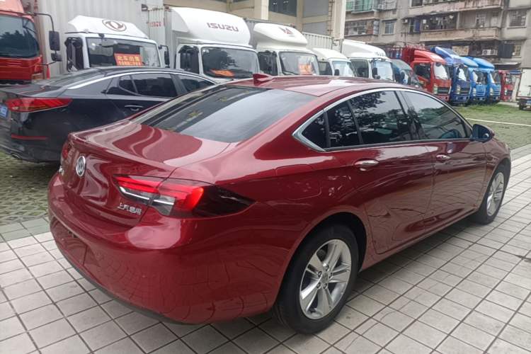 Used Buick Regal 2019 20T Elite Version China V Standard Rear Right 45 Deg