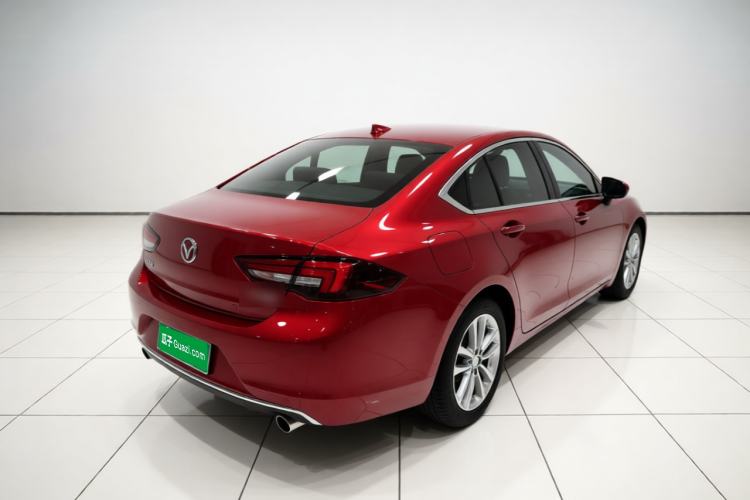 Used Buick Regal 2019 20T Elite Version China V Standard Rear Right 45 Deg