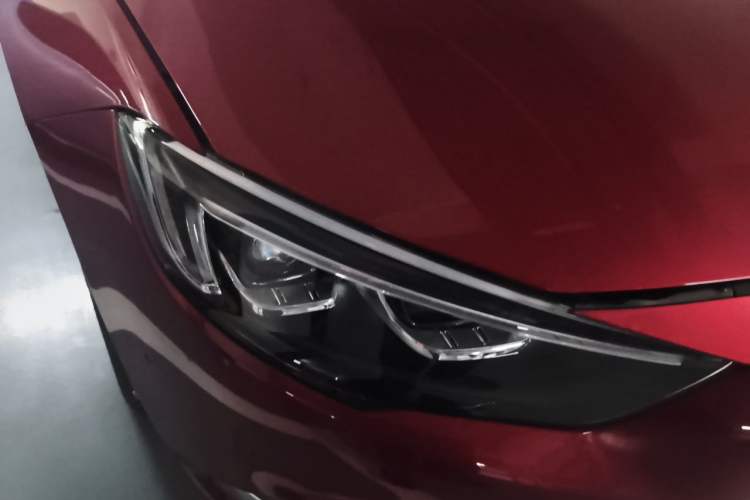 Used Buick Regal 2019 Revised 20T Luxury Version China VI Standard Right Front Headlight