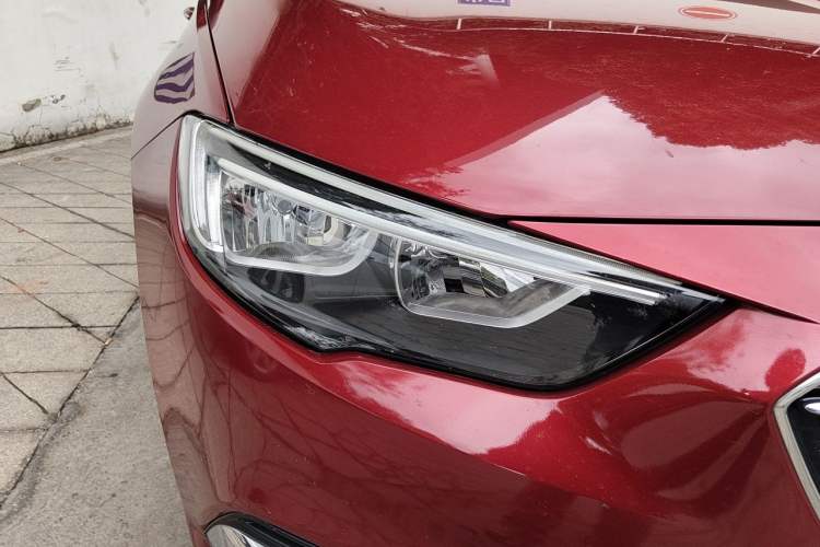 Used Buick Regal 2019 20T Elite Version China VI Standard Right Front Headlight