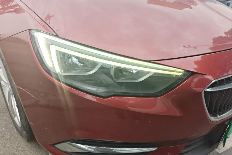 Used Buick Regal 2019 20T Elite Version China VI Standard Right Front Headlight
