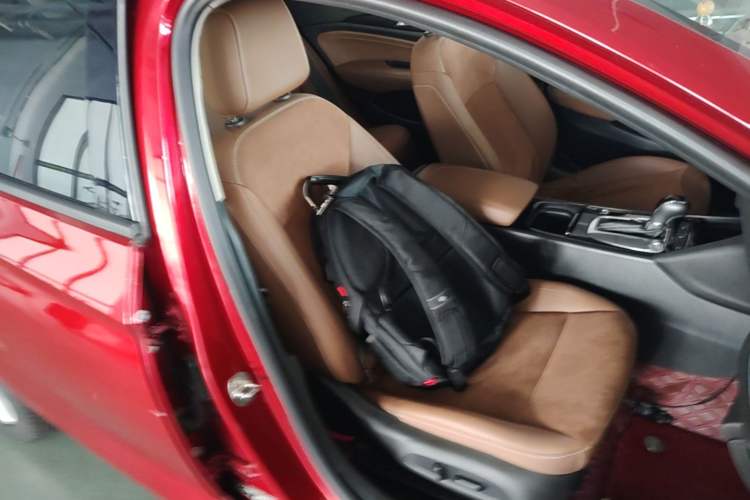 Used Buick Regal 2019 20T Elite Version China VI Standard Right Front Seat