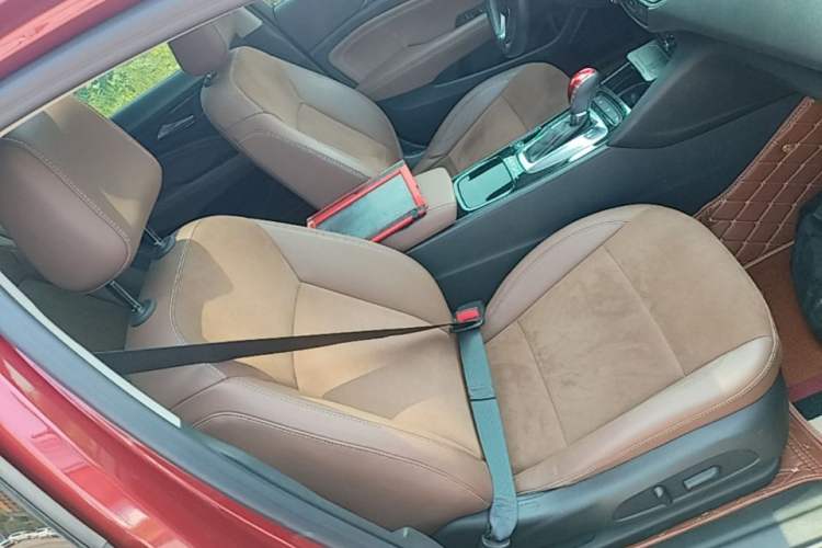 Used Buick Regal 2019 20T Elite Version China VI Standard Right Front Seat