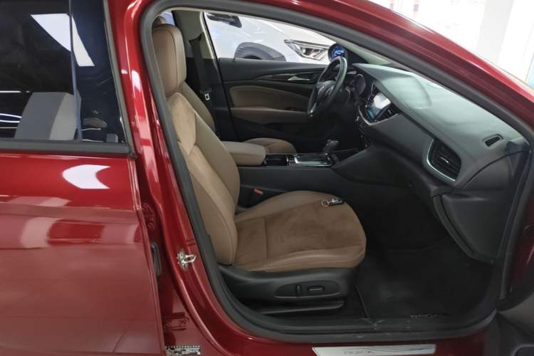 Used Buick Regal 2019 20T Elite Version China V Standard Right Front Seat
