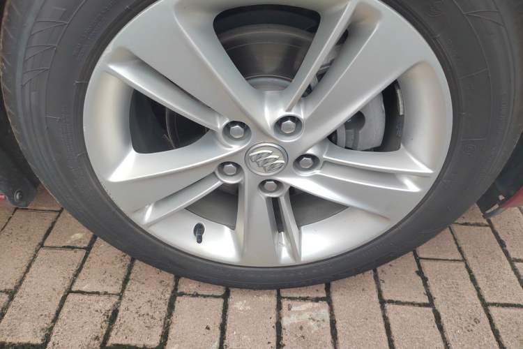 Used Buick Regal 2019 20T Luxury Model China V Standard Right Front Wheel Hub