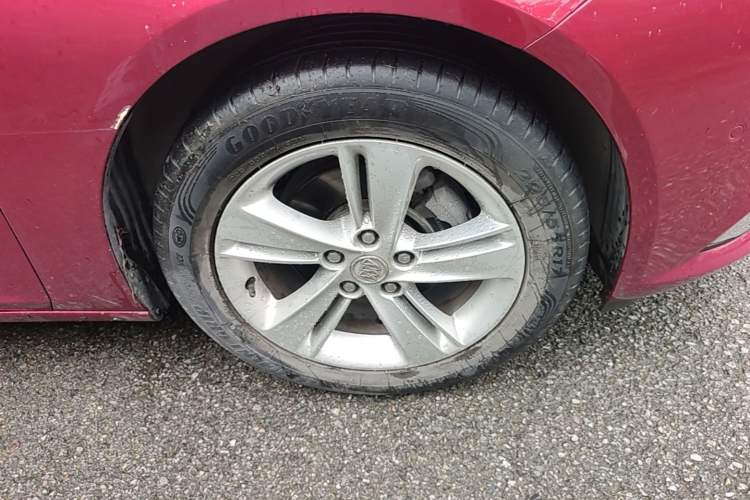 Used Buick Regal 2019 20T Luxury Model China VI Standard Right Front Wheel Hub