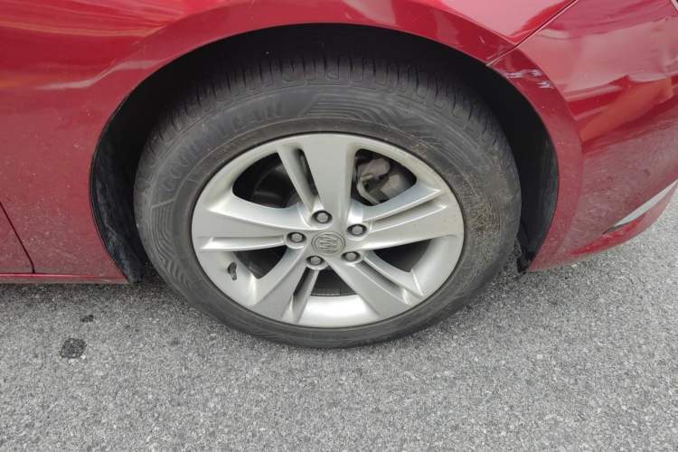 Used Buick Regal 2019 20T Elite Version China VI Standard Right Front Wheel Hub