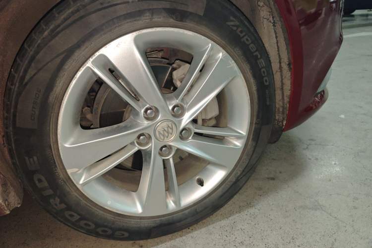 Used Buick Regal 2019 20T Elite Version China V Standard Right Front Wheel Hub