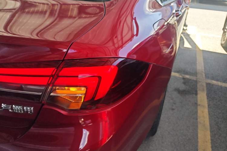 Used Buick Regal 2019 20T Elite Version China VI Standard Right Rear Taillight