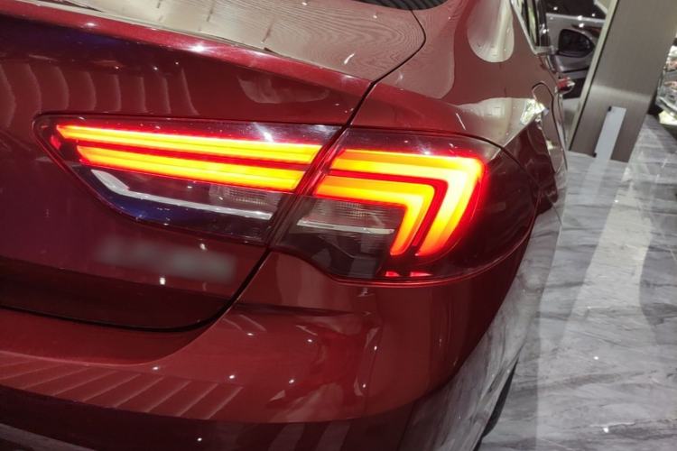 Used Buick Regal 2019 20T Luxury Model China VI Standard Right Rear Taillight