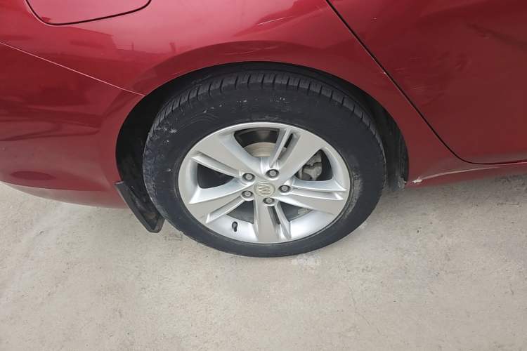 Used Buick Regal 2019 20T Elite Version China VI Standard Right Rear Wheel Hub