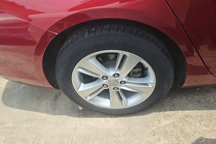 Used Buick Regal 2019 20T Elite Version China VI Standard Right Rear Wheel Hub