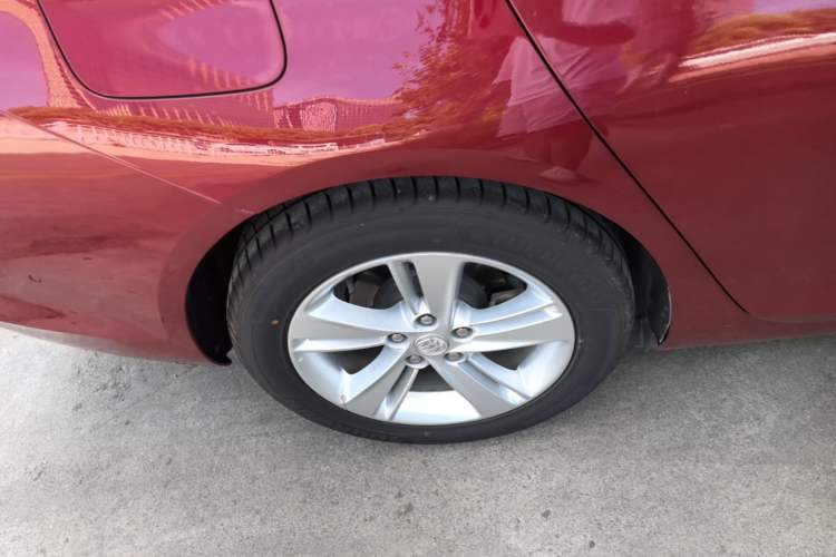 Used Buick Regal 2019 20T Luxury Model China VI Standard Right Rear Wheel Hub