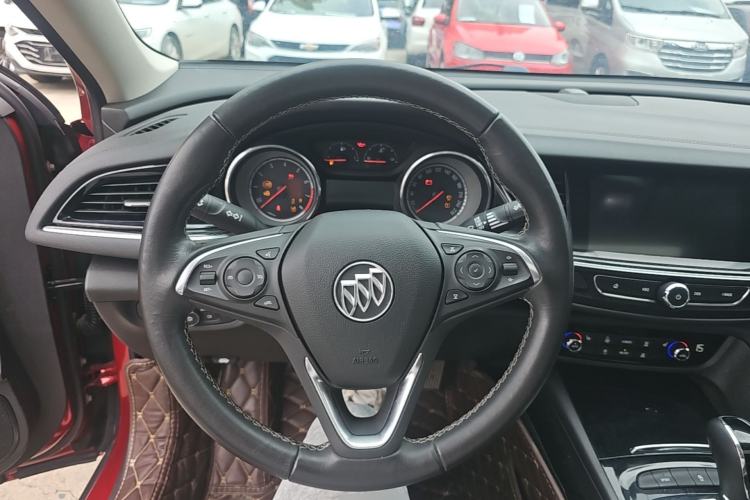 Used Buick Regal 2019 20T Elite Version China VI Standard Steering Wheel