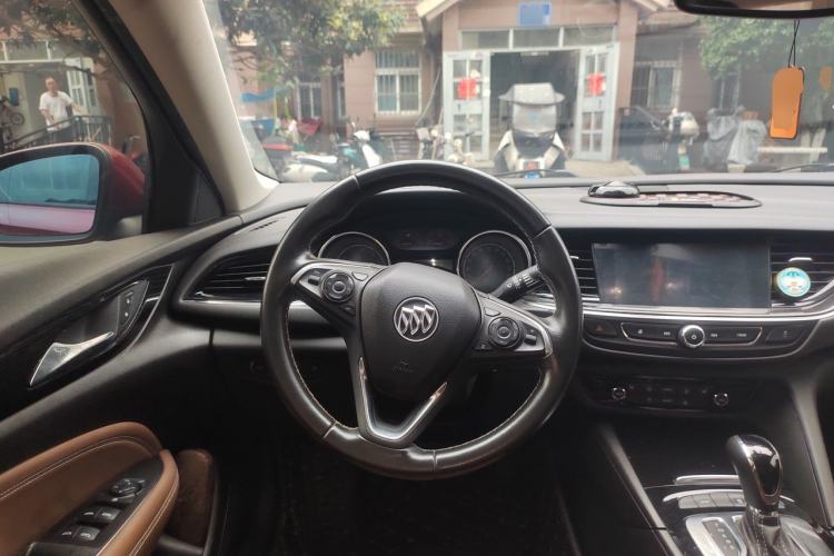 Used Buick Regal 2019 20T Luxury Model China V Standard Steering Wheel