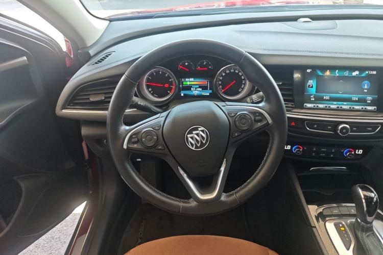 Used Buick Regal 2019 20T Elite Version China VI Standard Steering Wheel