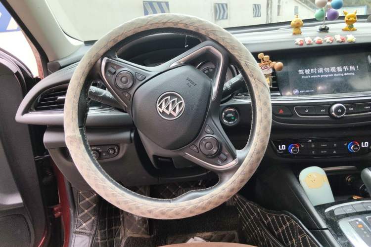 Used Buick Regal 2019 20T Elite Version China VI Standard Steering Wheel