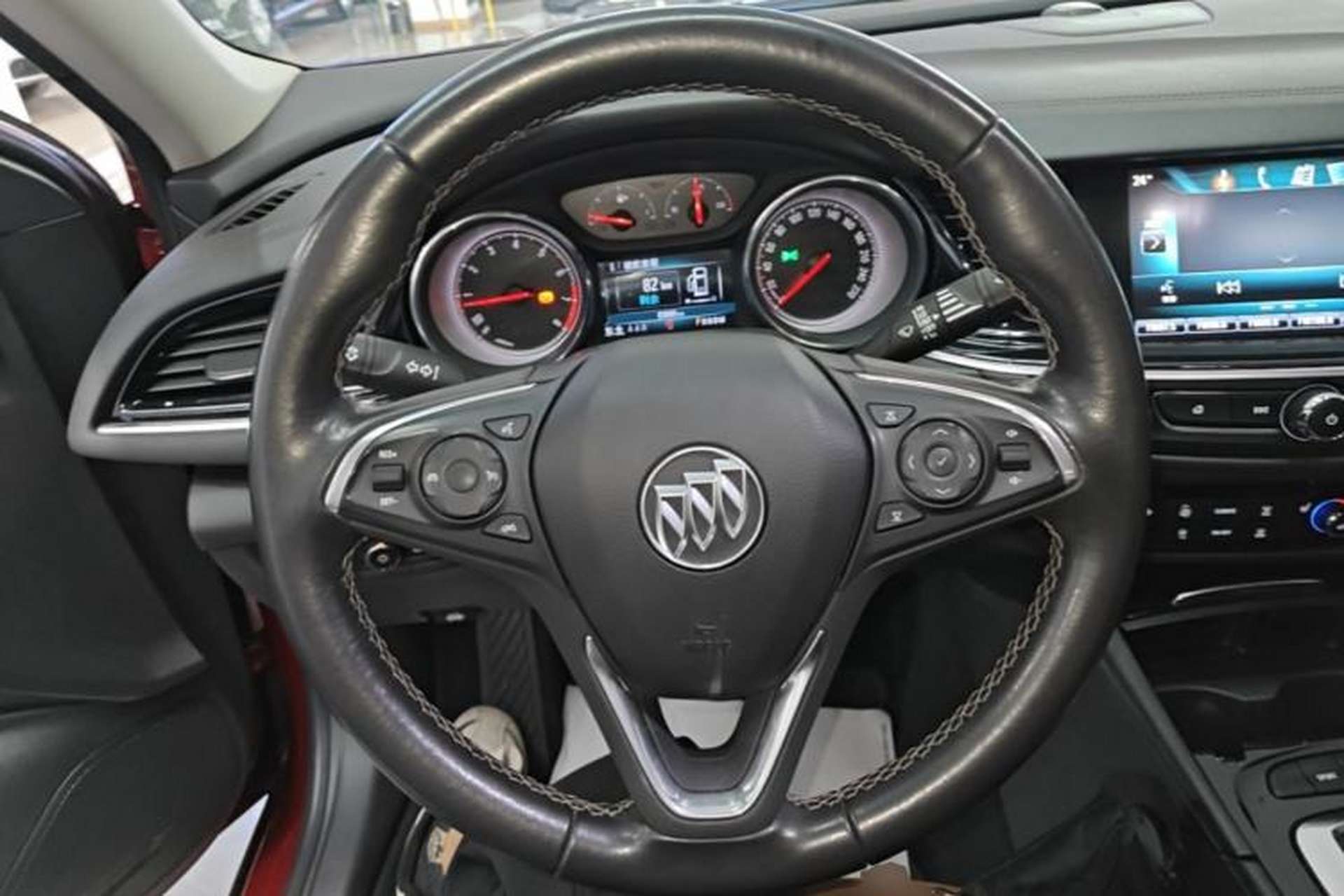 Used Buick Regal 2019 20T Elite Version China VI Standard Steering Wheel