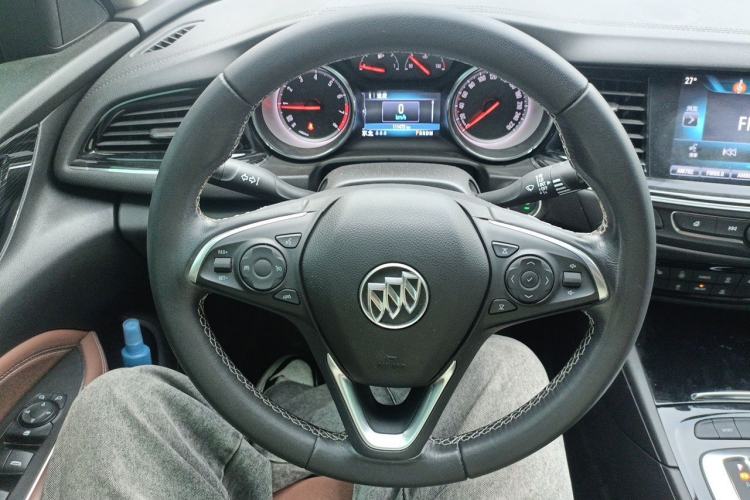 Used Buick Regal 2019 20T Elite Version China VI Standard Steering Wheel