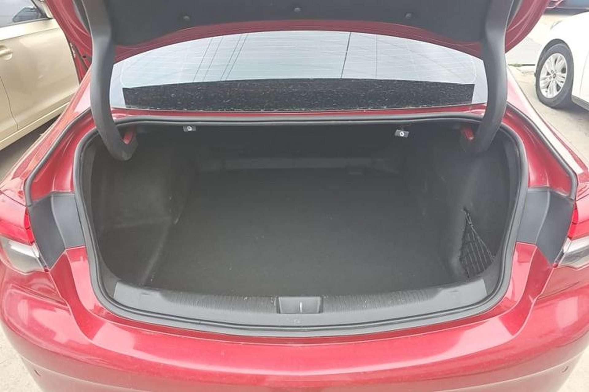 Used Buick Regal 2019 20T Elite Version China VI Standard Trunk
