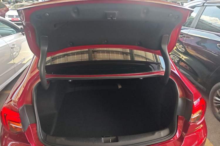 Used Buick Regal 2019 20T Elite Version China VI Standard Trunk
