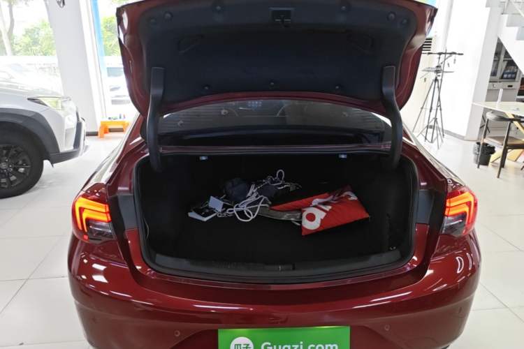 Used Buick Regal 2019 20T Elite Version China V Standard Trunk