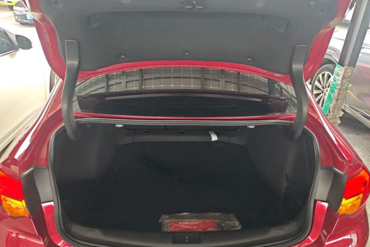 Used Buick Regal 2019 20T Elite Version China VI Standard Trunk