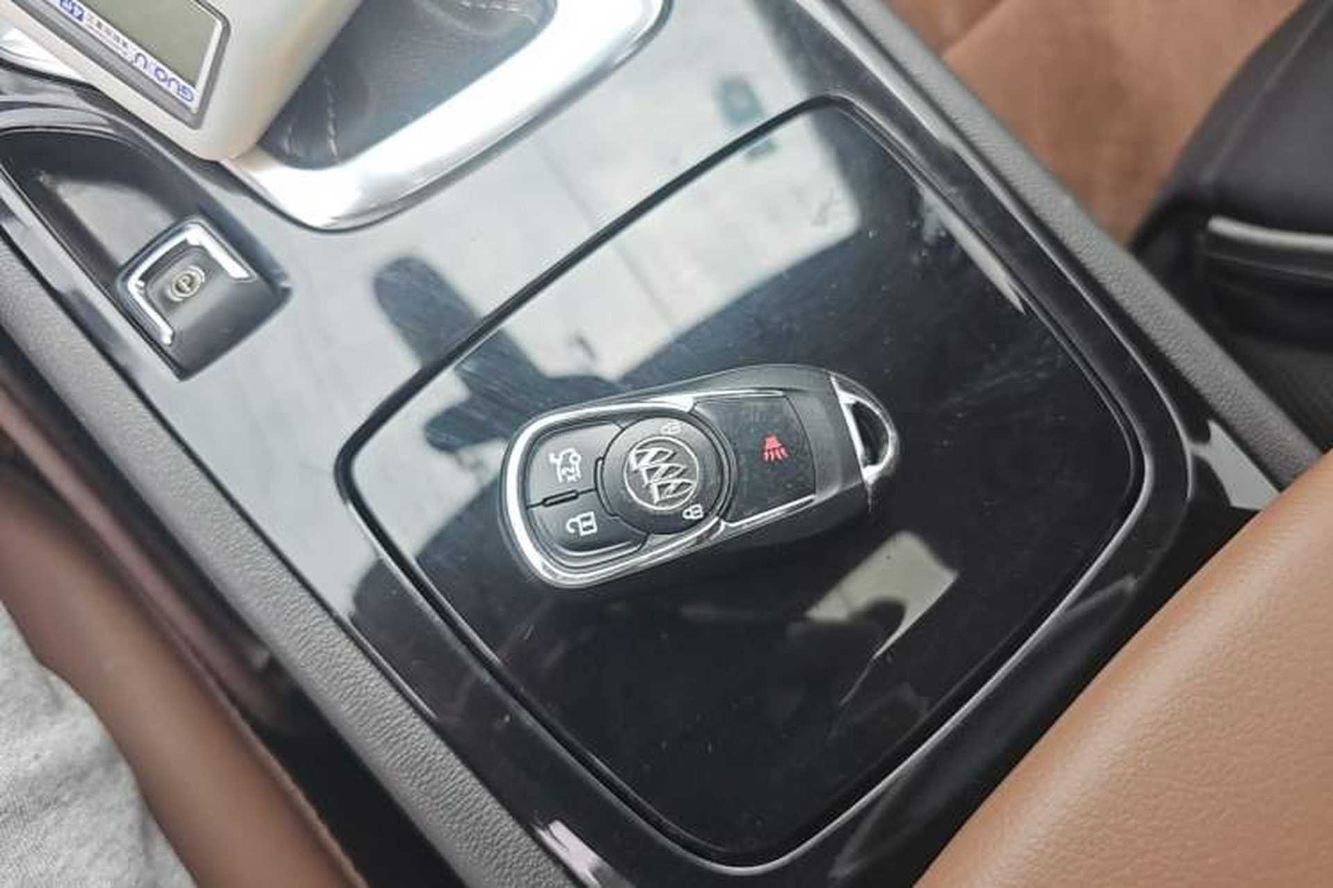 Used Buick Regal 2019 20T Elite Version China VI Standard Vehicle Key