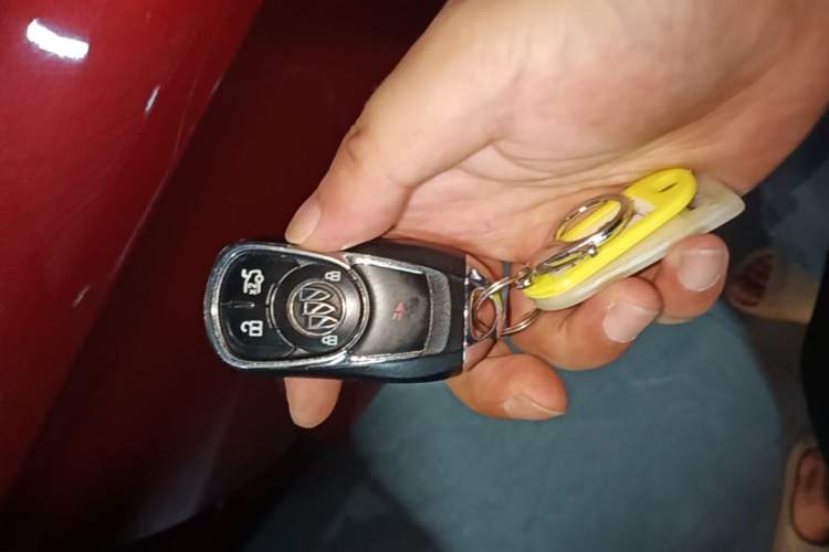 Used Buick Regal 2019 20T Elite Version China VI Standard Vehicle Key