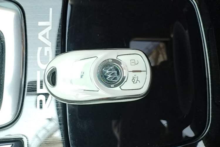 Used Buick Regal 2019 20T Elite Version China VI Standard Vehicle Key