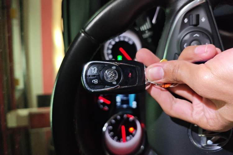Used Buick Regal 2019 20T Elite Version China VI Standard Vehicle Key