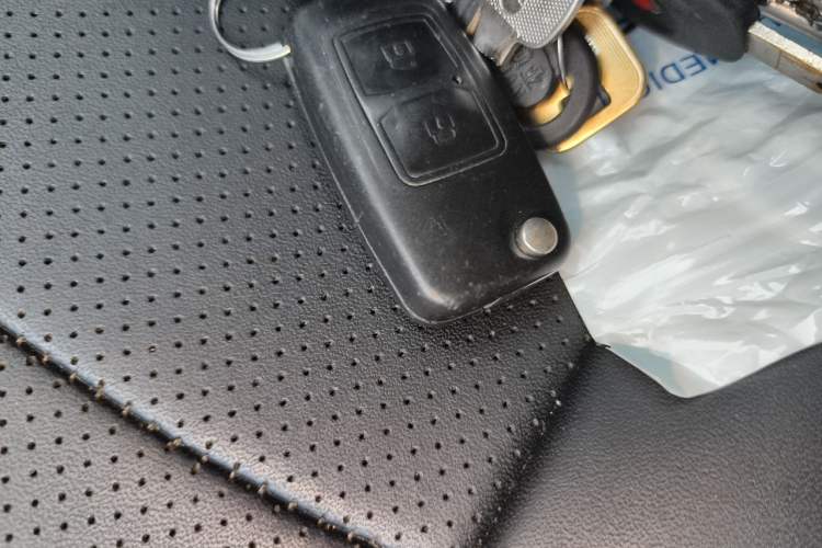 Used Buick Regal 2019 20T Elite Version China V Standard Vehicle Key