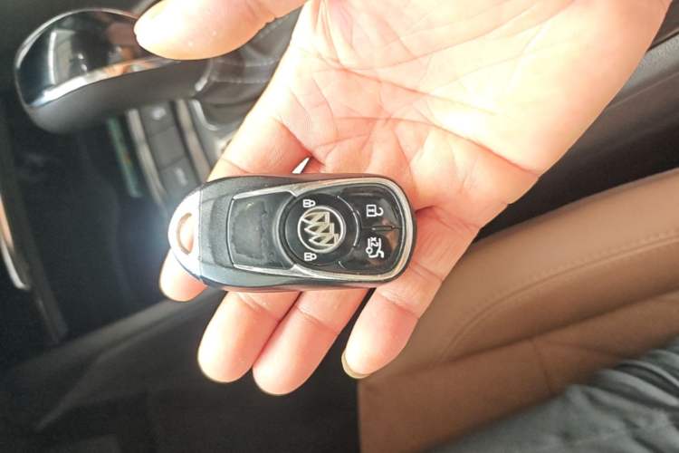 Used Buick Regal 2019 20T Elite Version China VI Standard Vehicle Key